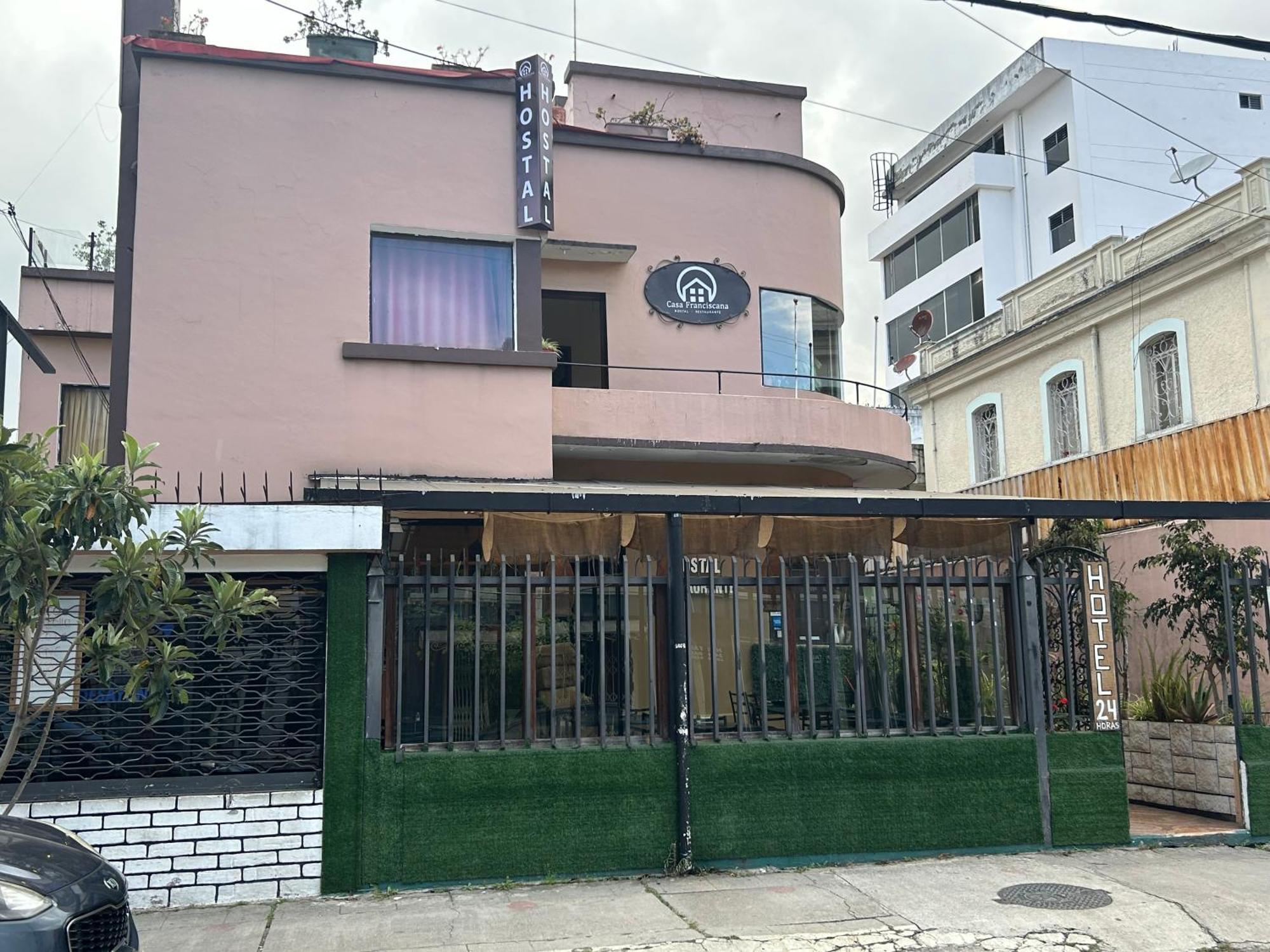Hostal Casa Franciscana Quito Exterior photo